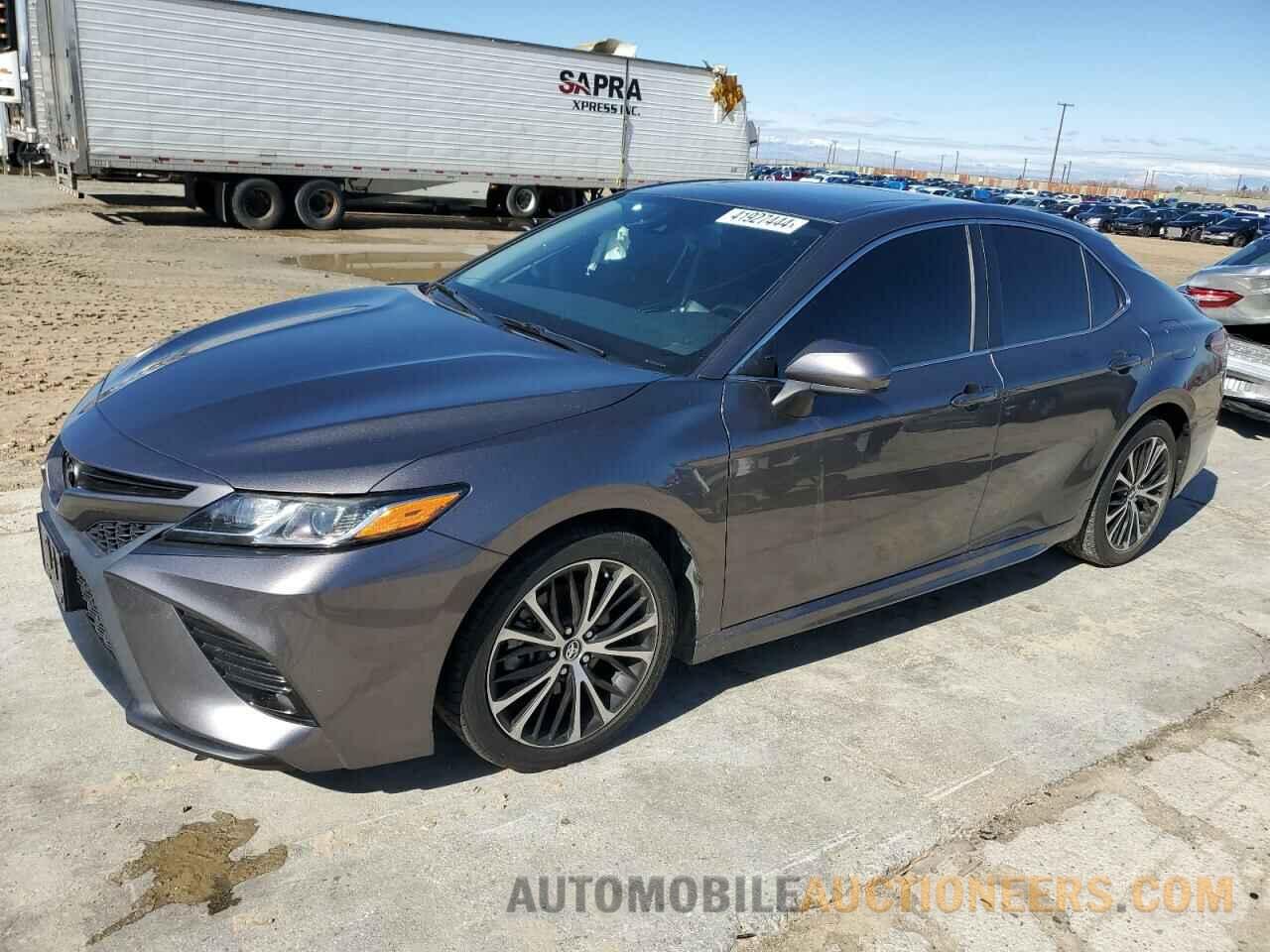 4T1B11HK0KU827831 TOYOTA CAMRY 2019