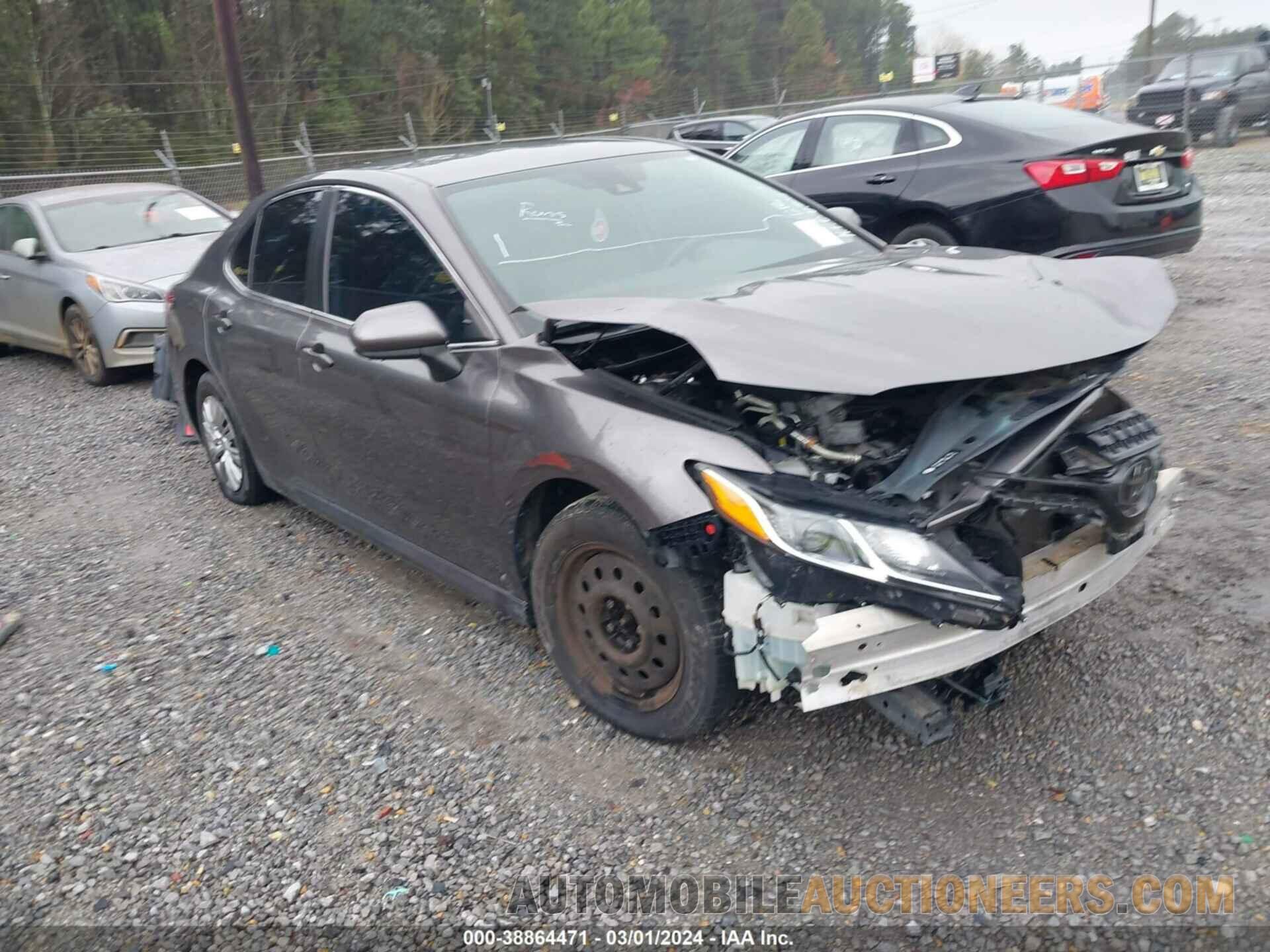 4T1B11HK0KU835427 TOYOTA CAMRY 2019