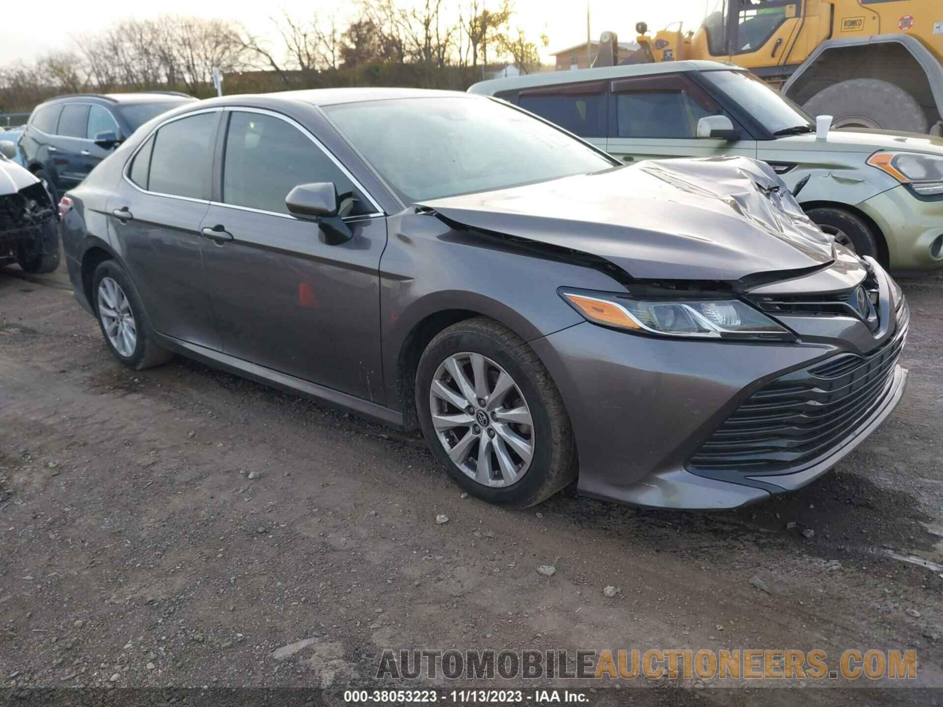 4T1B11HK0KU835900 TOYOTA CAMRY 2019