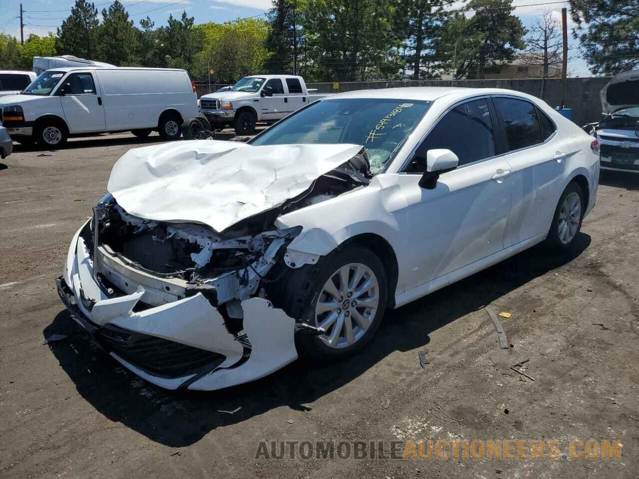 4T1B11HK0KU856214 TOYOTA CAMRY 2019