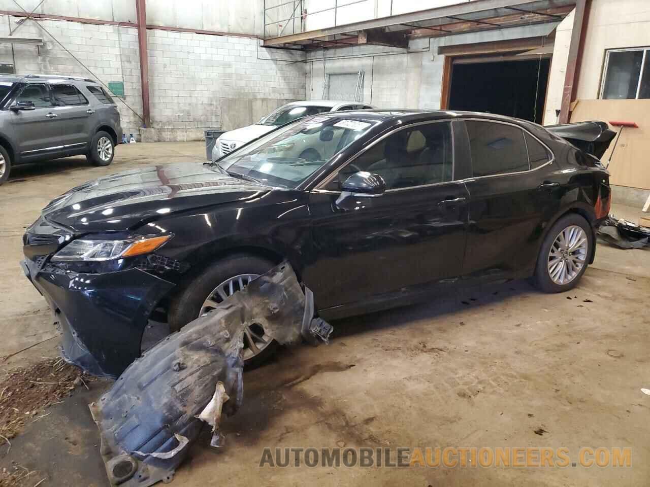 4T1B11HK1JU006199 TOYOTA CAMRY 2018