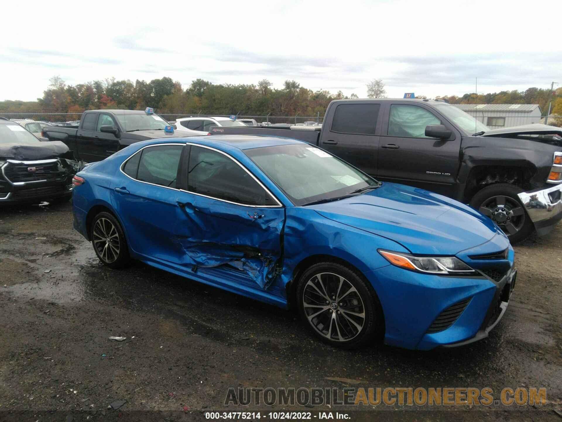 4T1B11HK1JU007658 TOYOTA CAMRY 2018