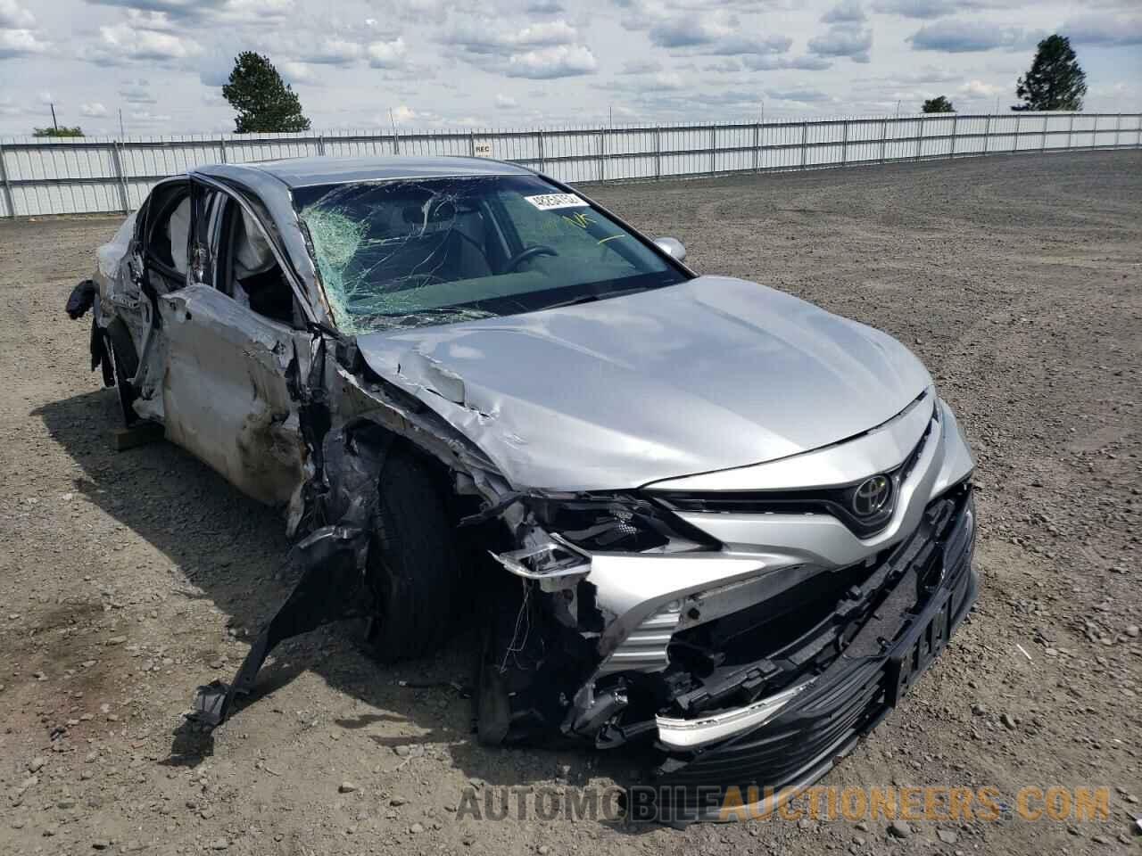 4T1B11HK1JU009667 TOYOTA CAMRY 2018