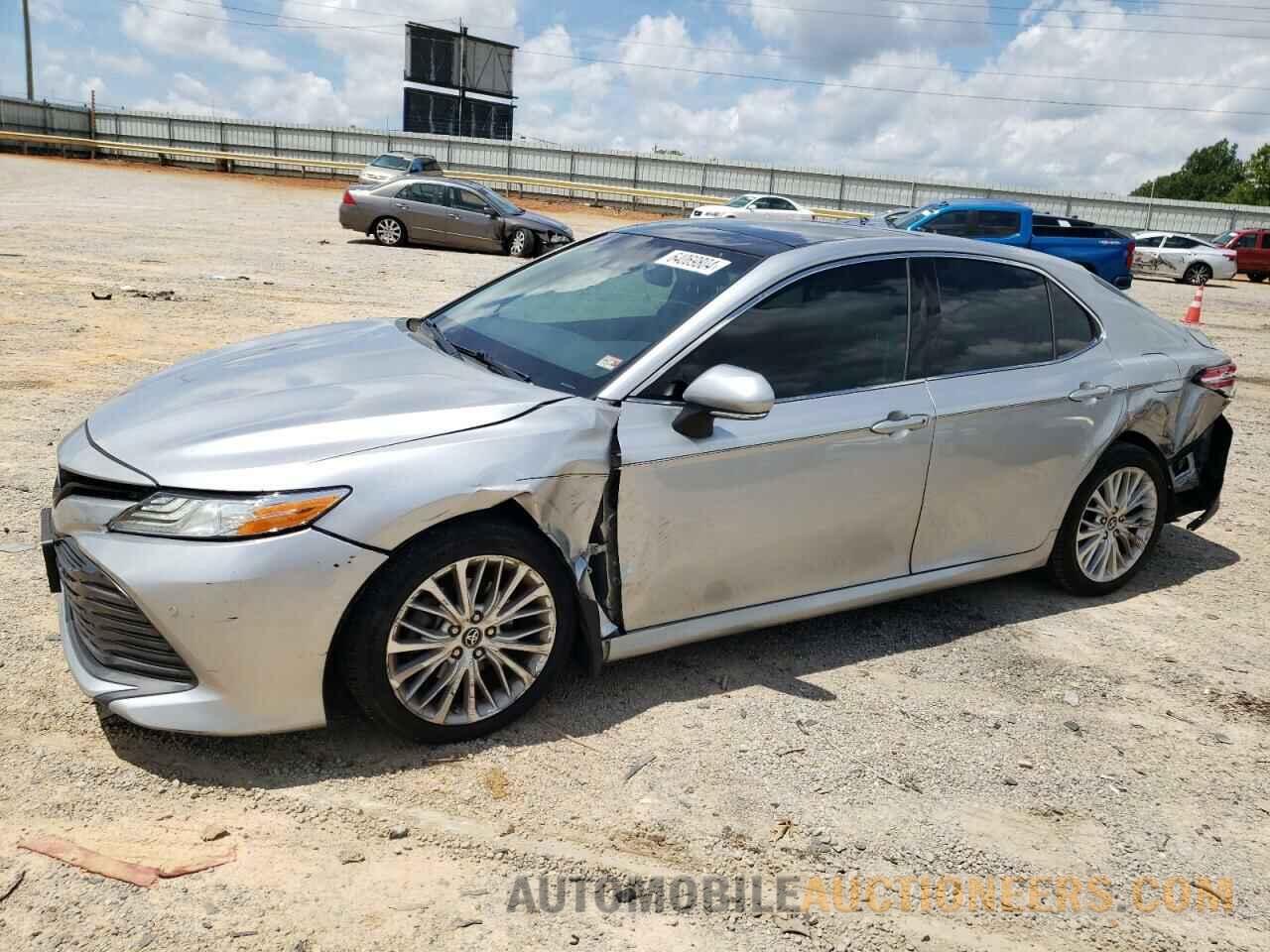 4T1B11HK1JU017719 TOYOTA CAMRY 2018