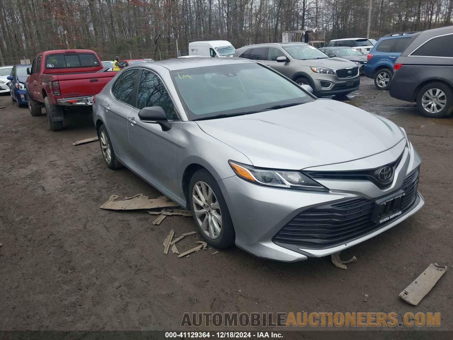 4T1B11HK1JU024833 TOYOTA CAMRY 2018