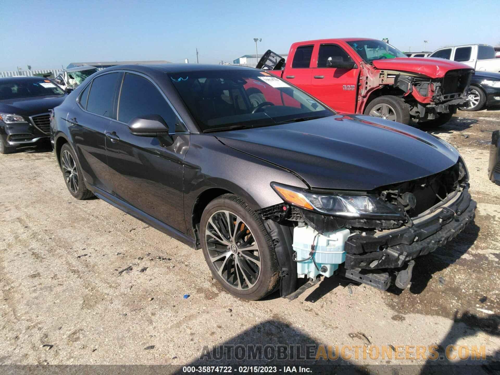 4T1B11HK1JU036819 TOYOTA CAMRY 2018