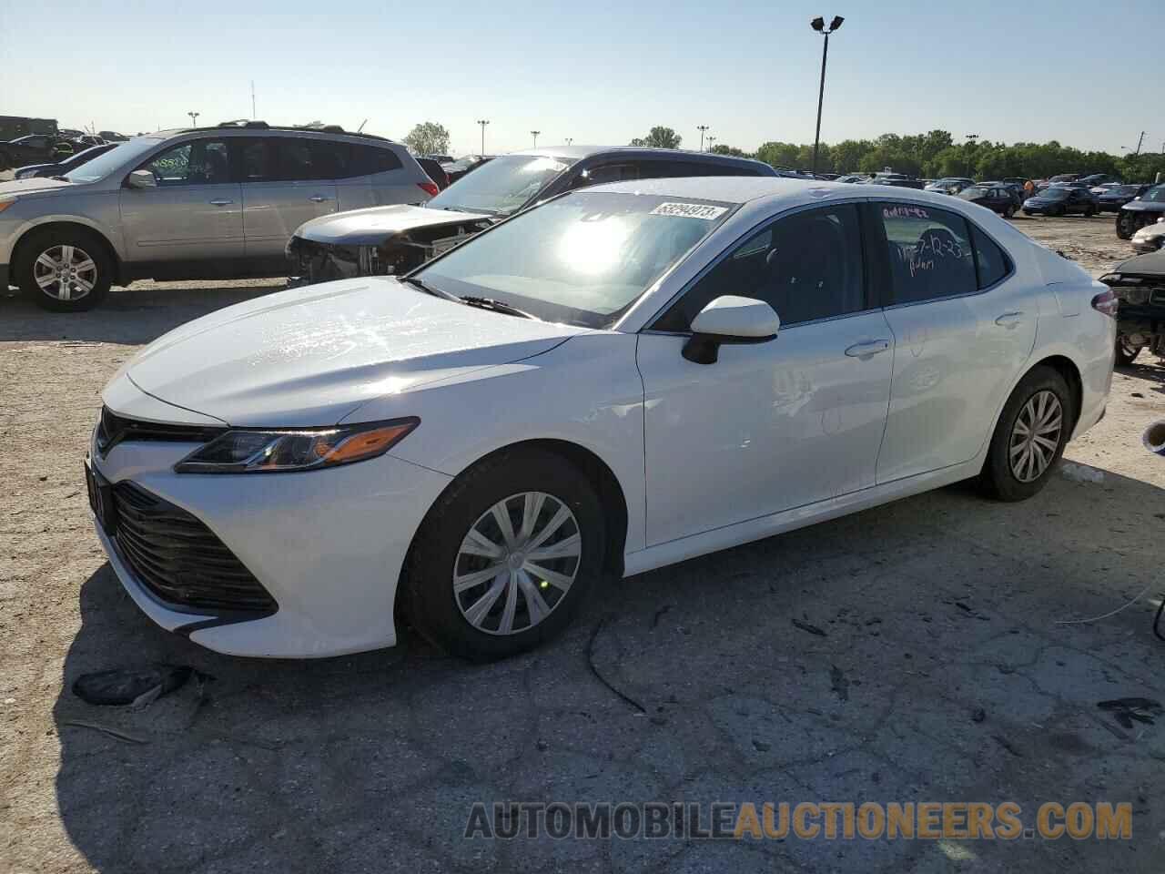 4T1B11HK1JU048694 TOYOTA CAMRY 2018