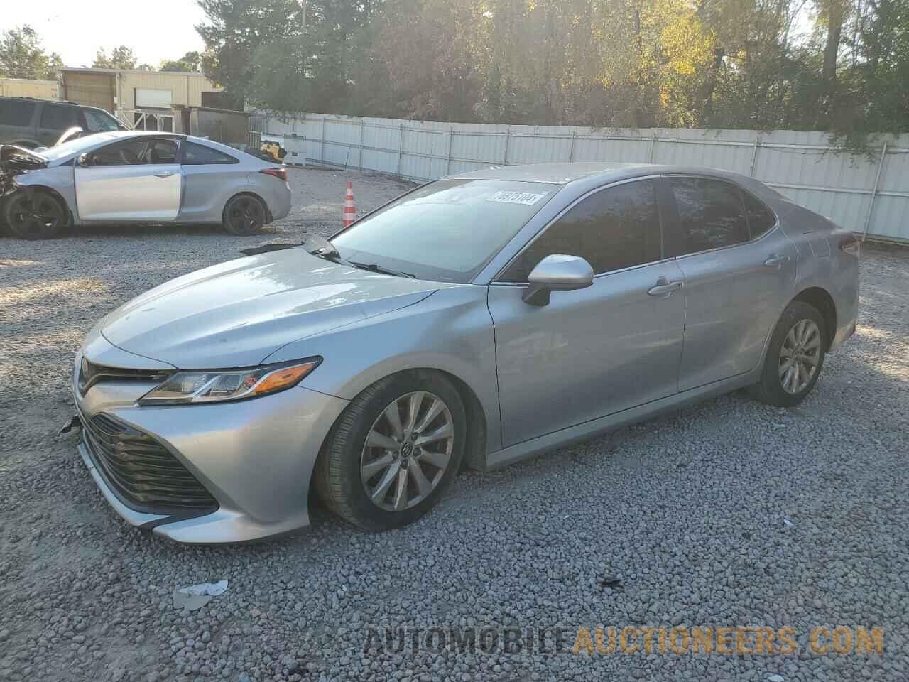 4T1B11HK1JU066550 TOYOTA CAMRY 2018