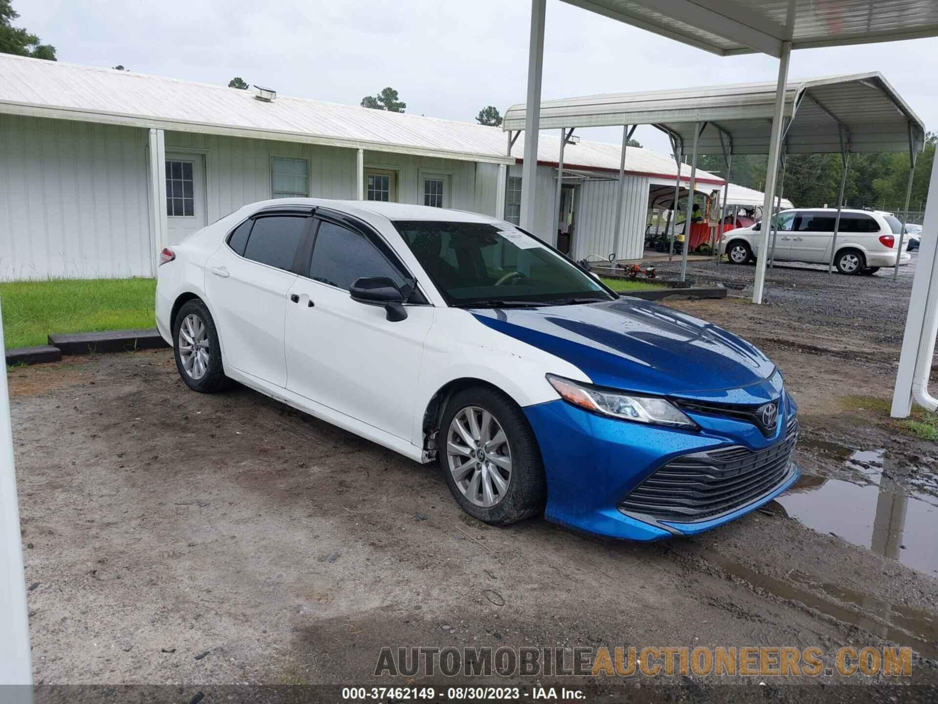 4T1B11HK1JU072834 TOYOTA CAMRY 2018