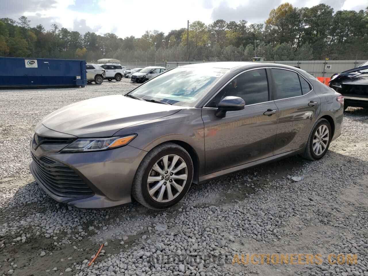 4T1B11HK1JU089410 TOYOTA CAMRY 2018