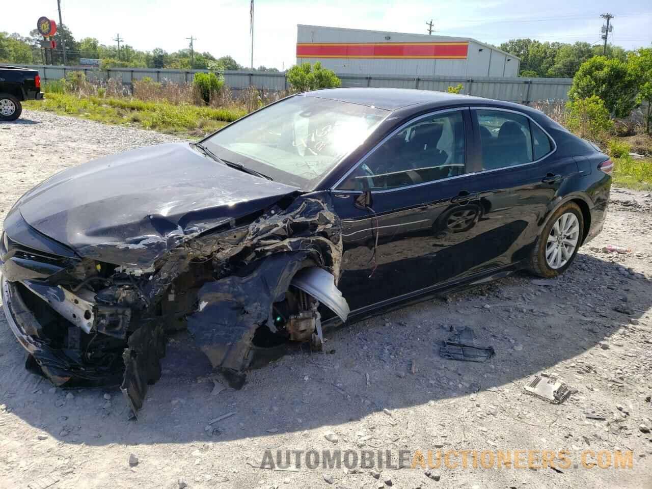 4T1B11HK1JU095367 TOYOTA CAMRY 2018