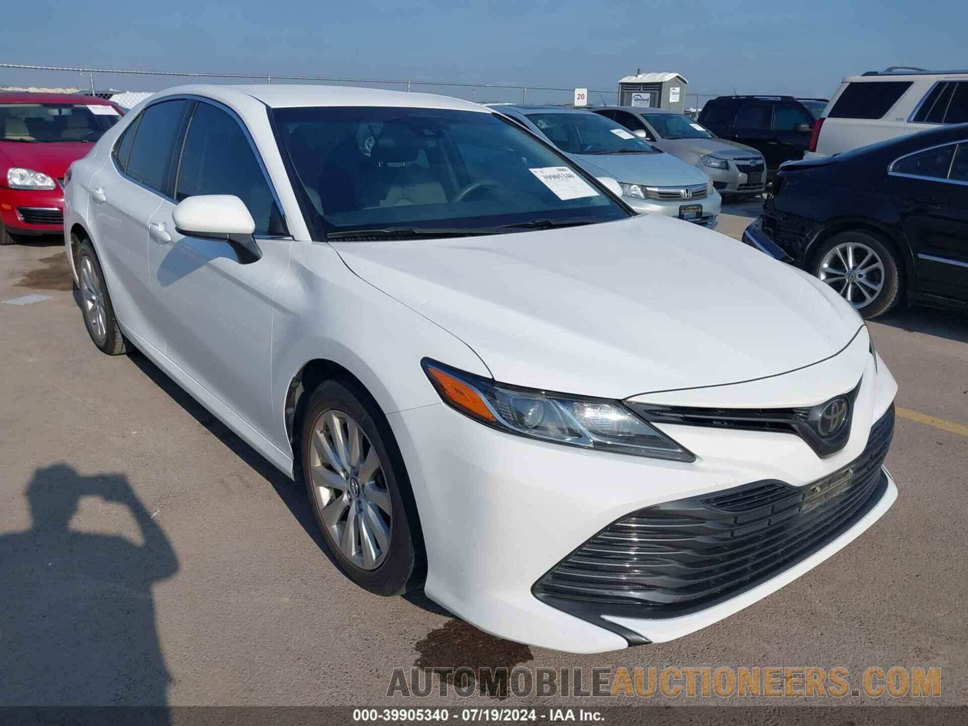 4T1B11HK1JU096549 TOYOTA CAMRY 2018