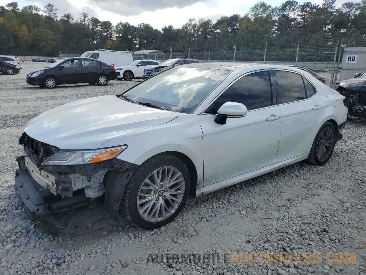 4T1B11HK1JU110269 TOYOTA CAMRY 2018