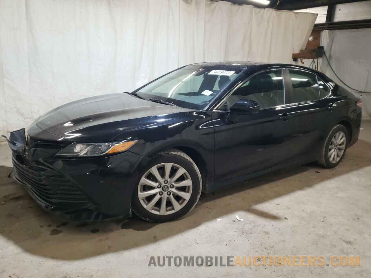 4T1B11HK1JU115908 TOYOTA CAMRY 2018