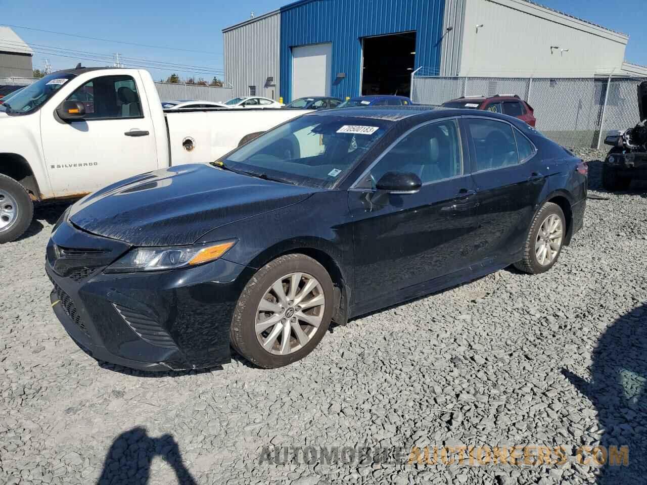 4T1B11HK1JU124401 TOYOTA CAMRY 2018