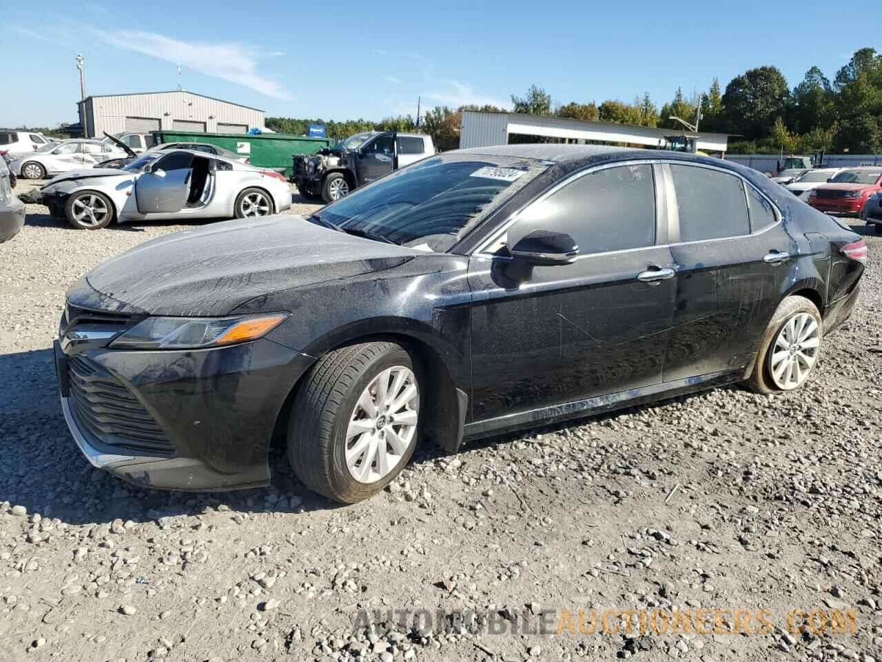 4T1B11HK1JU149430 TOYOTA CAMRY 2018