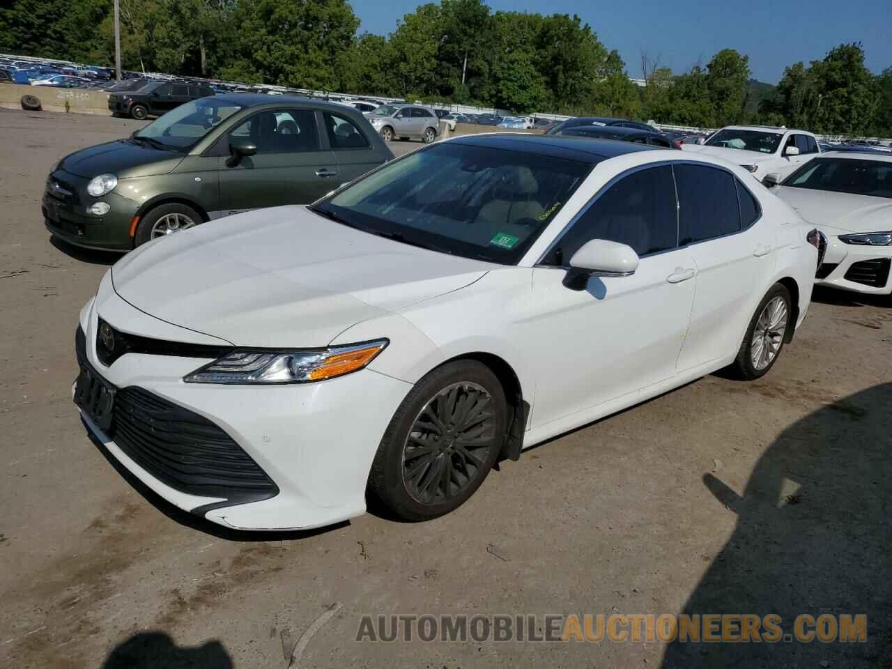 4T1B11HK1JU156636 TOYOTA CAMRY 2018