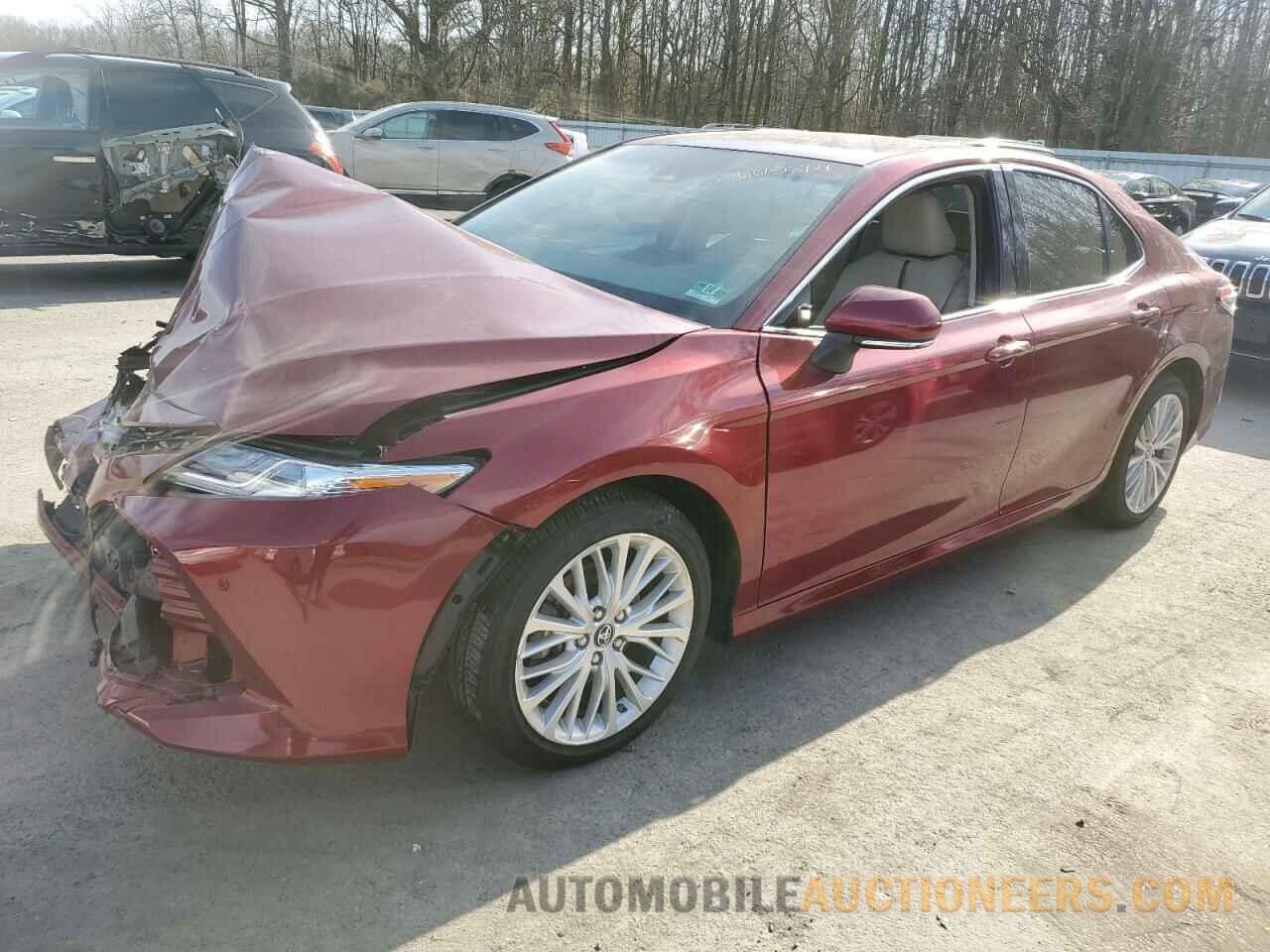 4T1B11HK1JU501289 TOYOTA CAMRY 2018