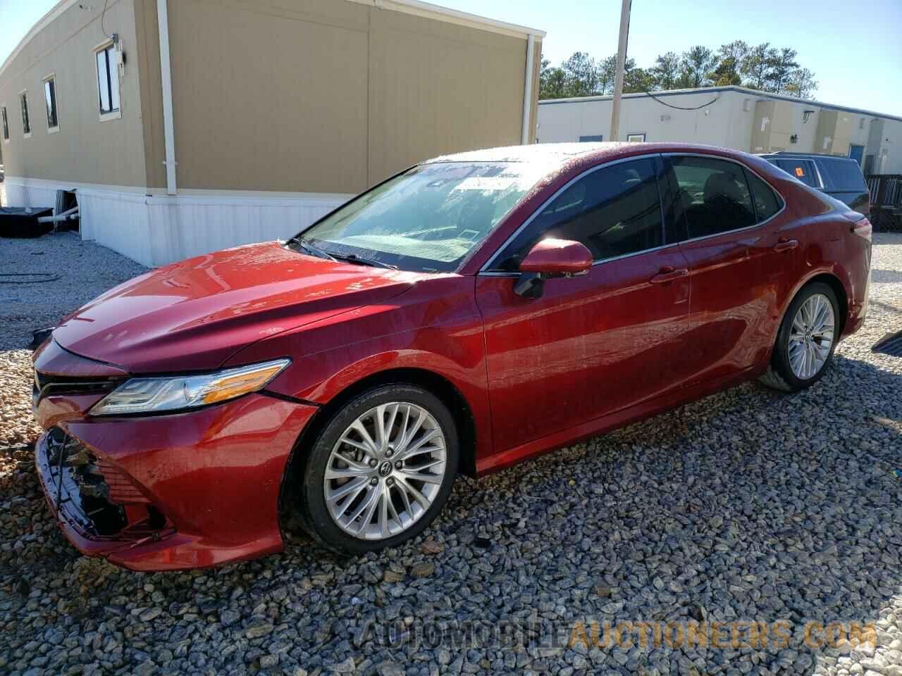 4T1B11HK1JU525883 TOYOTA CAMRY 2018