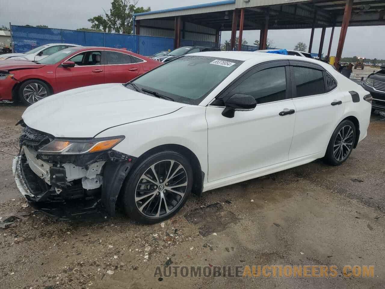 4T1B11HK1JU534633 TOYOTA CAMRY 2018