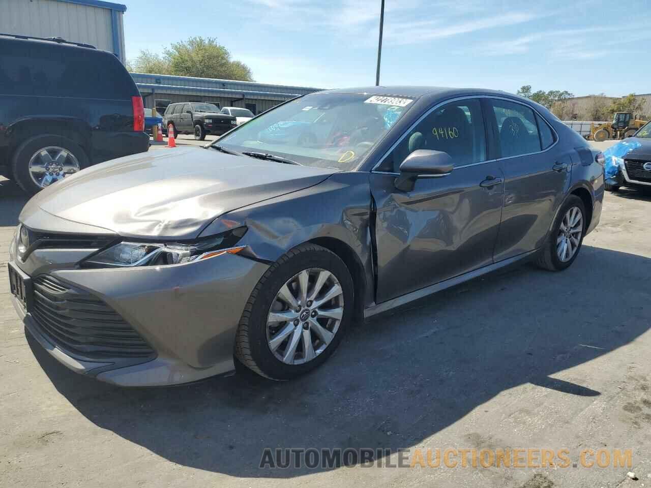 4T1B11HK1JU543848 TOYOTA CAMRY 2018