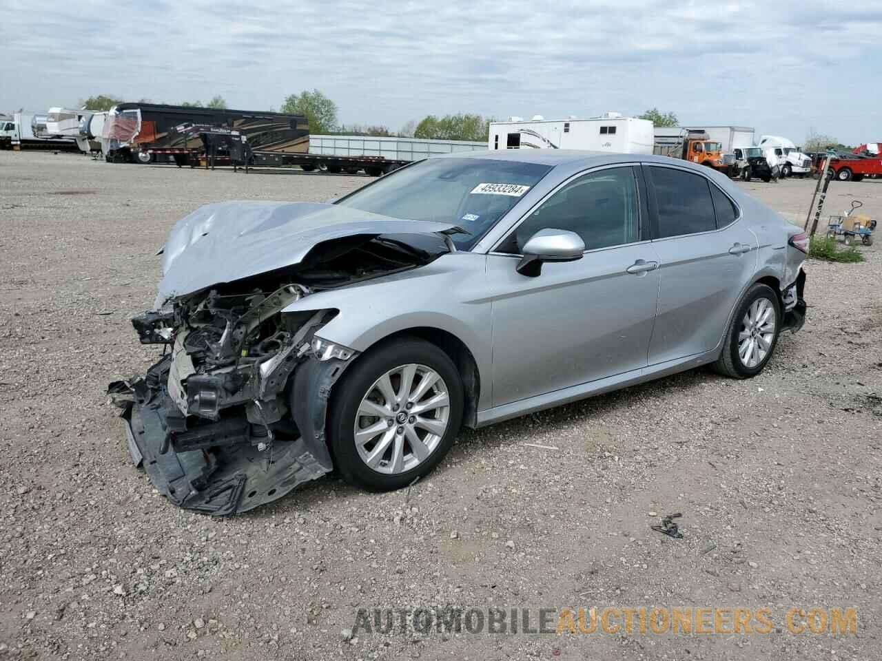 4T1B11HK1JU553196 TOYOTA CAMRY 2018