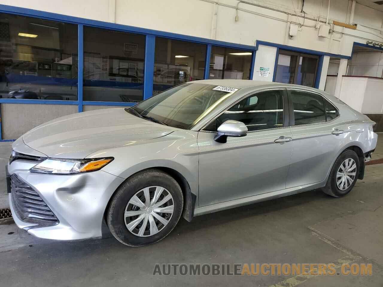 4T1B11HK1JU554042 TOYOTA CAMRY 2018