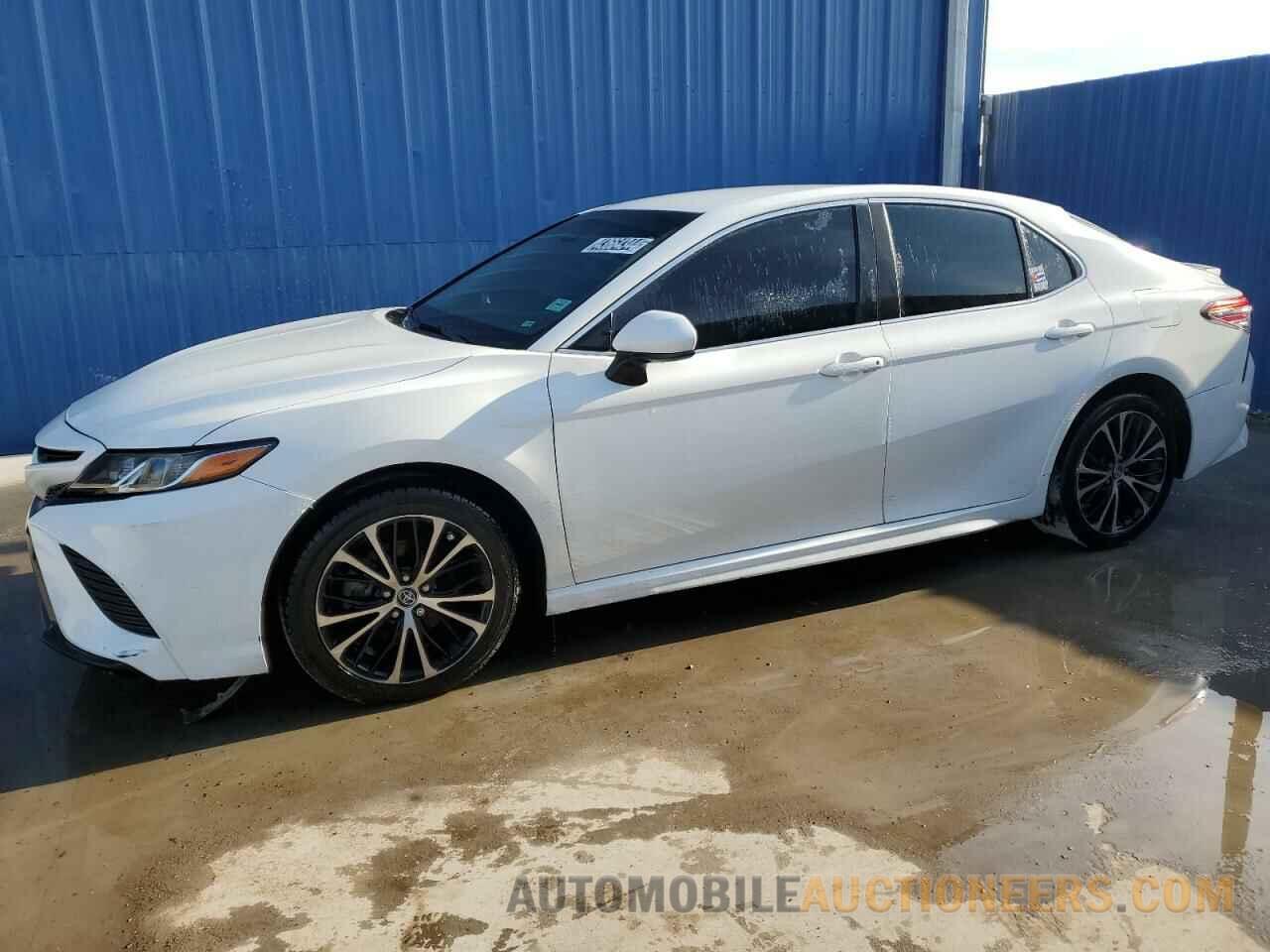 4T1B11HK1JU567339 TOYOTA CAMRY 2018