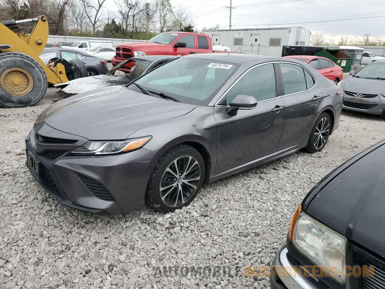 4T1B11HK1JU571987 TOYOTA CAMRY 2018