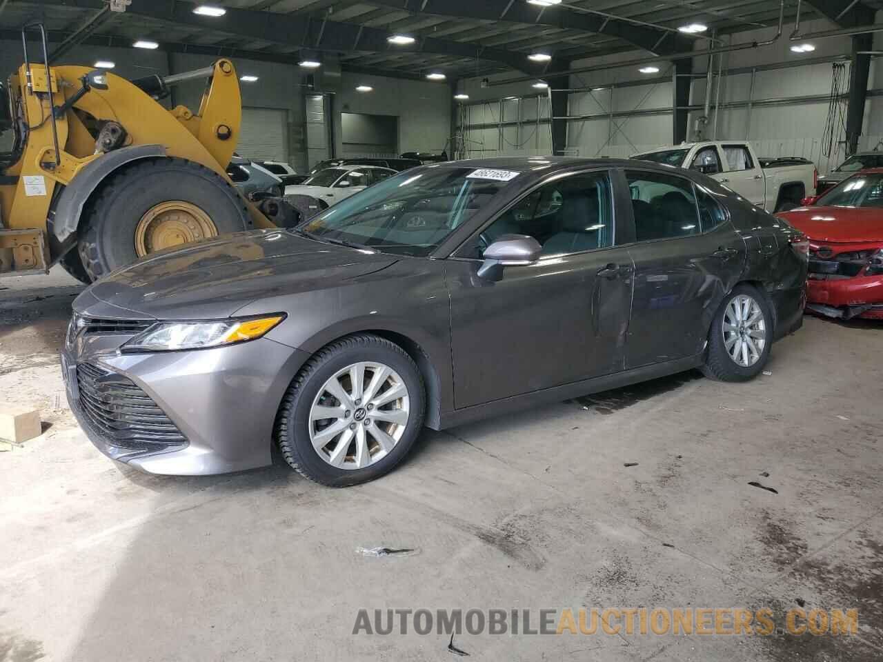 4T1B11HK1JU574310 TOYOTA CAMRY 2018