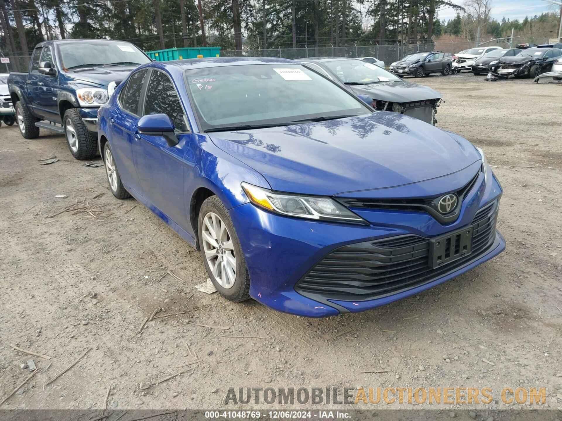 4T1B11HK1JU574484 TOYOTA CAMRY 2018