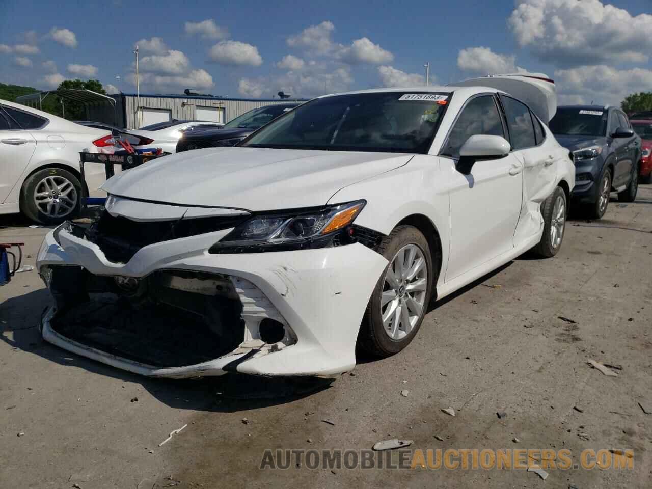 4T1B11HK1JU594301 TOYOTA CAMRY 2018