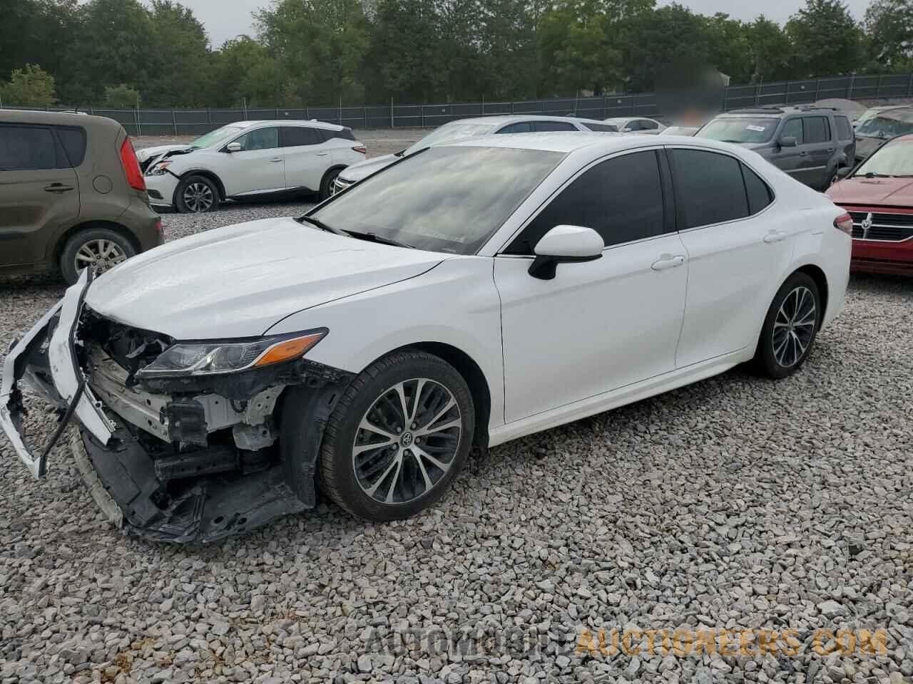 4T1B11HK1JU596534 TOYOTA CAMRY 2018