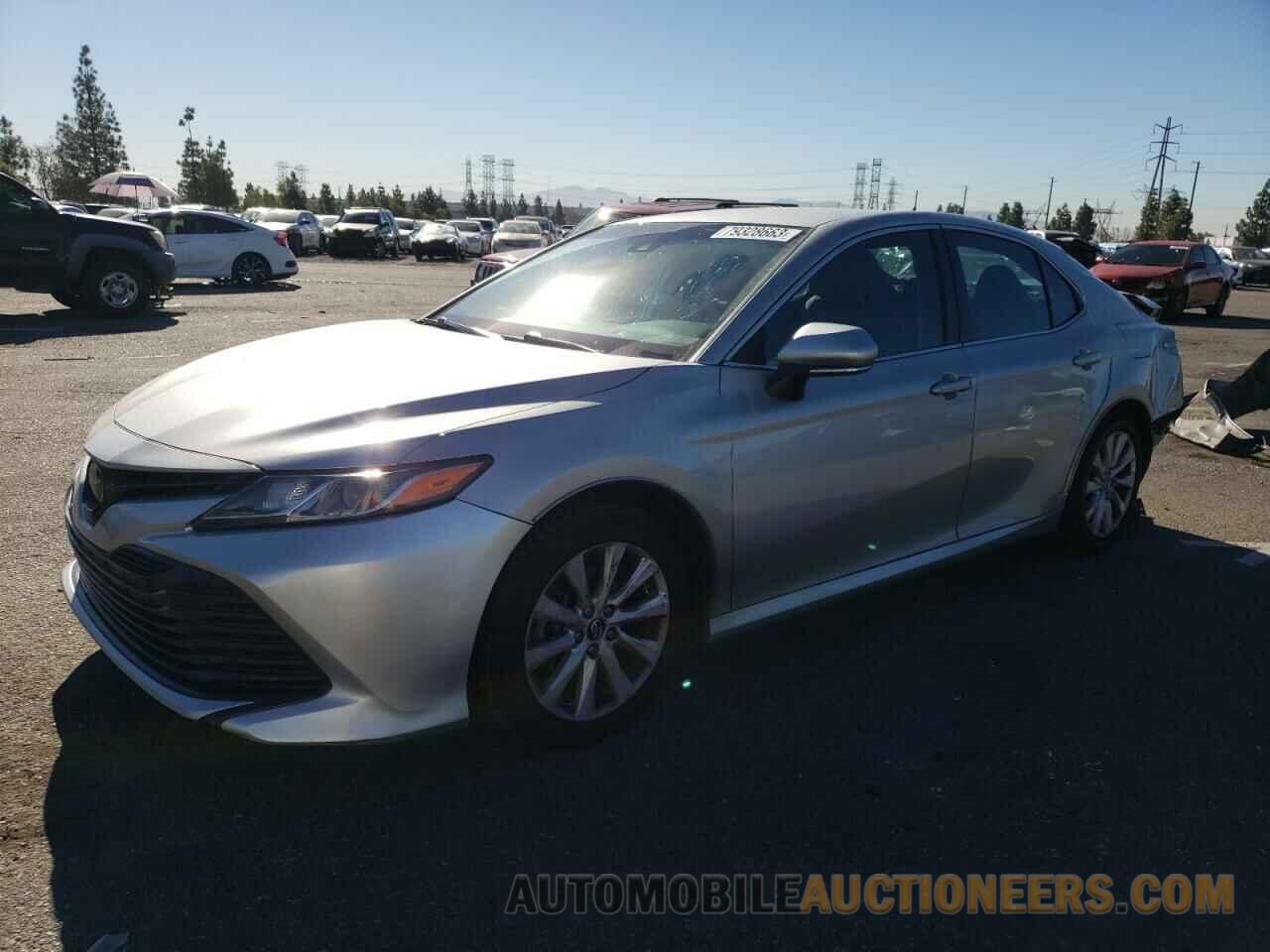 4T1B11HK1JU598154 TOYOTA CAMRY 2018