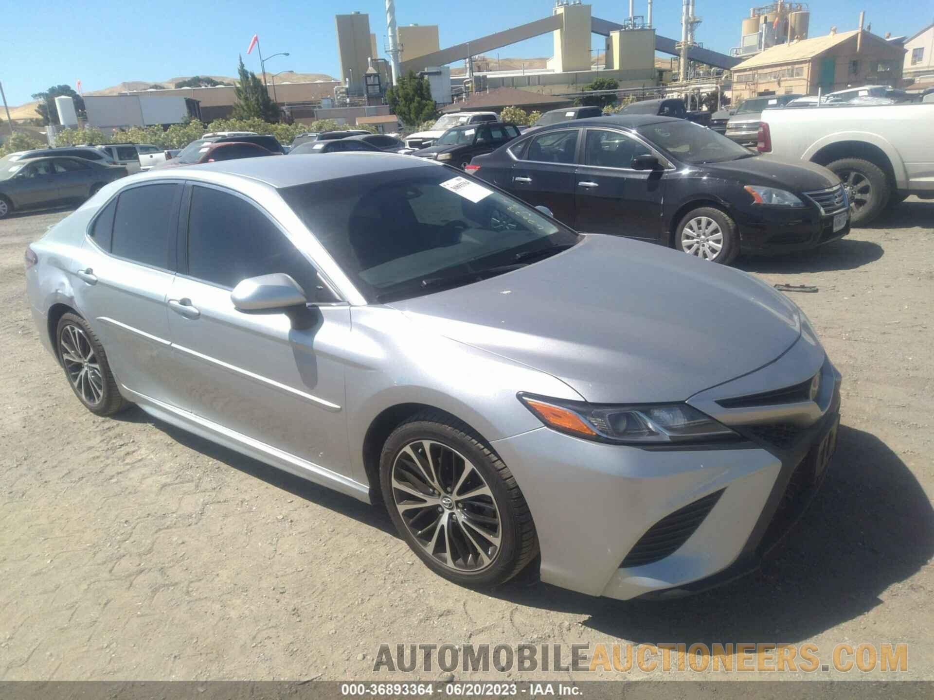 4T1B11HK1JU602798 TOYOTA CAMRY 2018