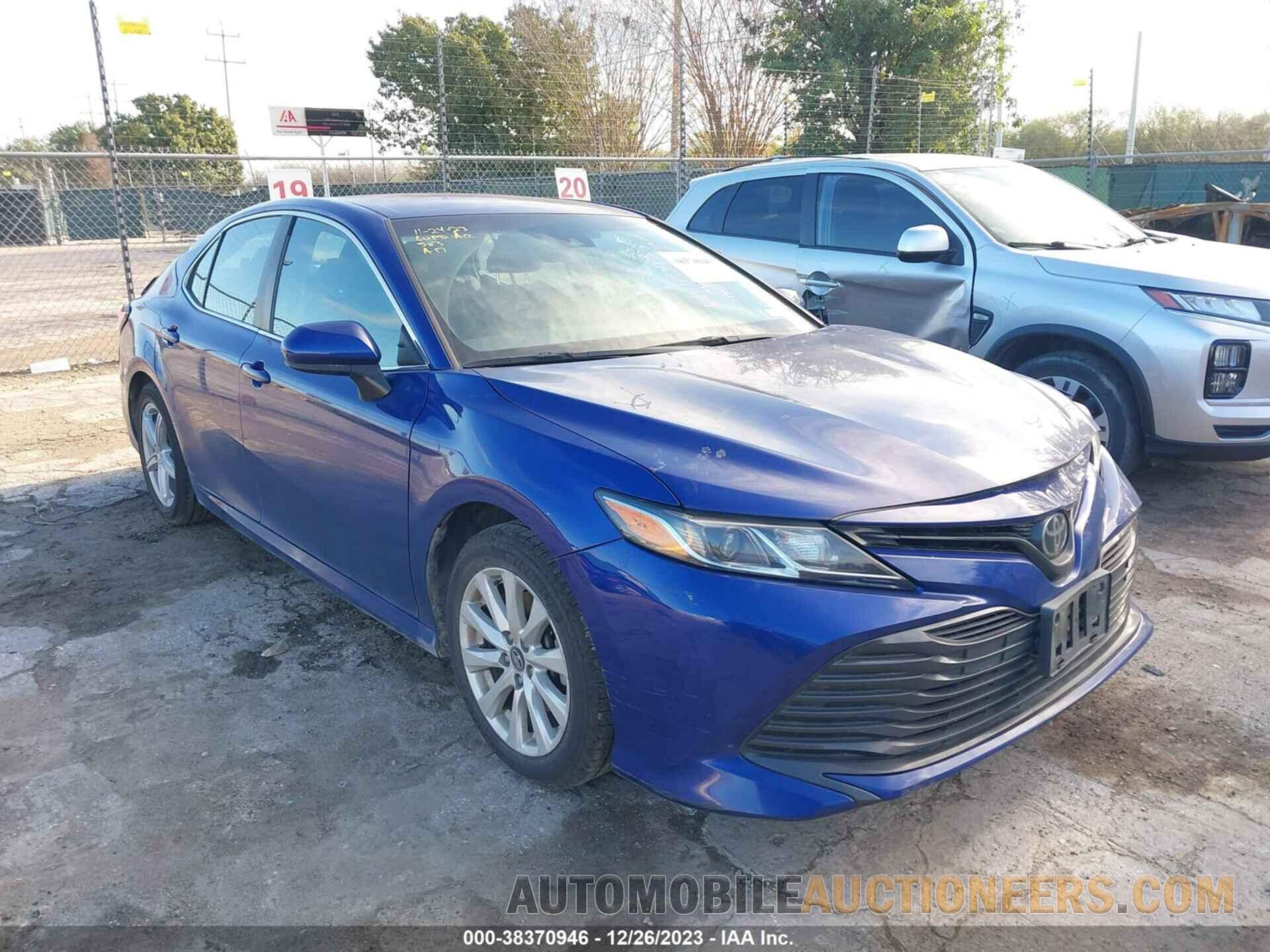 4T1B11HK1JU604132 TOYOTA CAMRY 2018