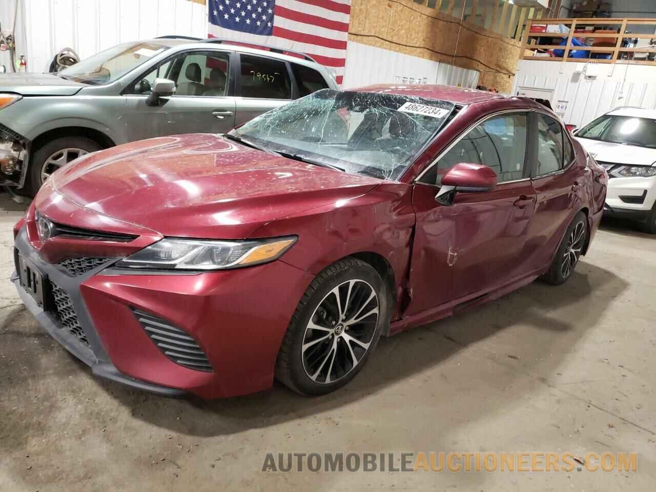 4T1B11HK1JU612604 TOYOTA CAMRY 2018