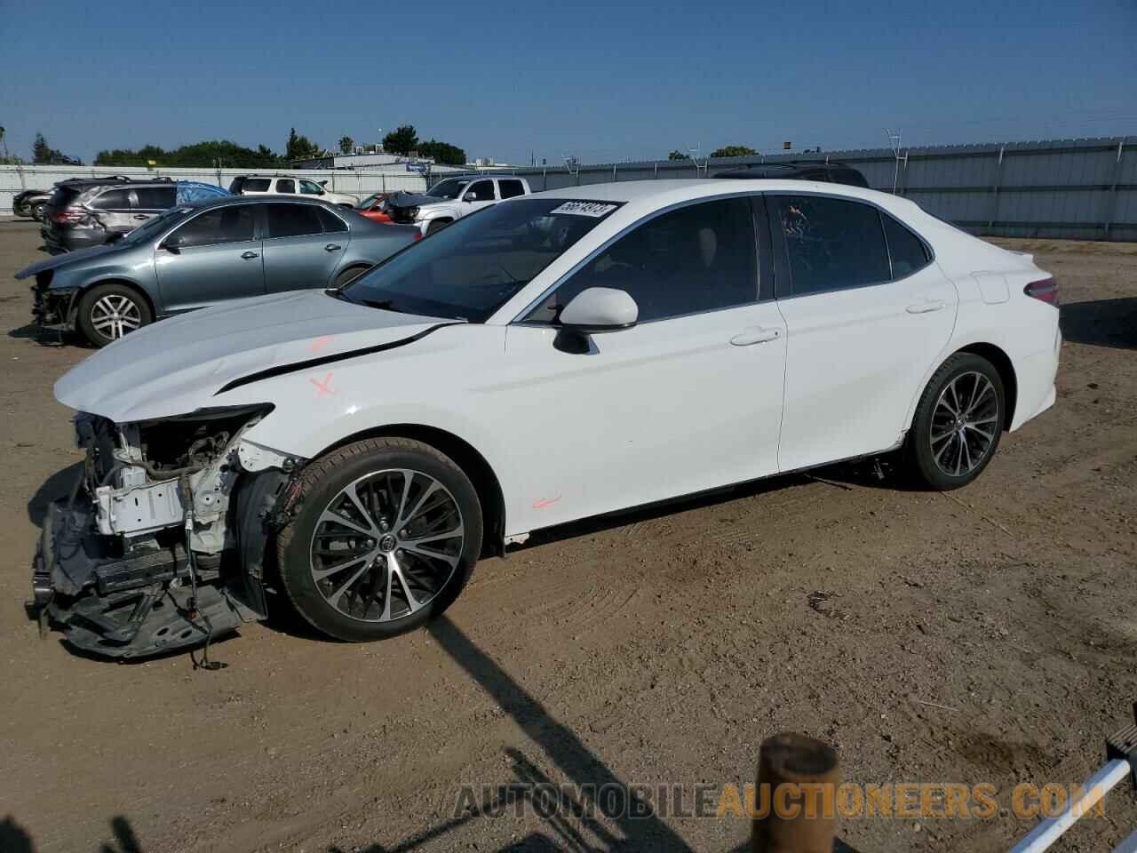 4T1B11HK1JU630908 TOYOTA CAMRY 2018