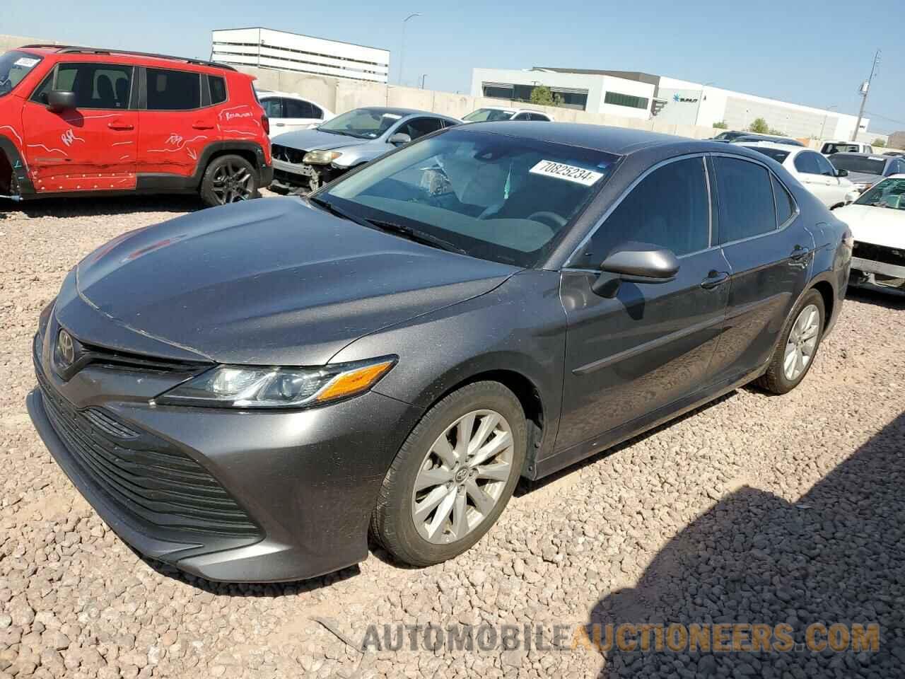 4T1B11HK1JU638376 TOYOTA CAMRY 2018