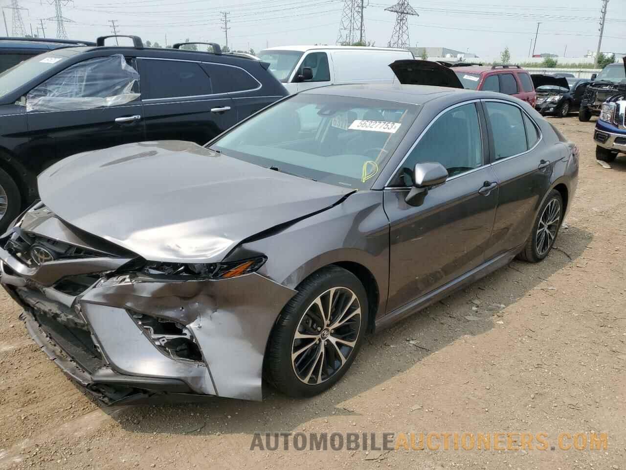 4T1B11HK1JU641617 TOYOTA CAMRY 2018