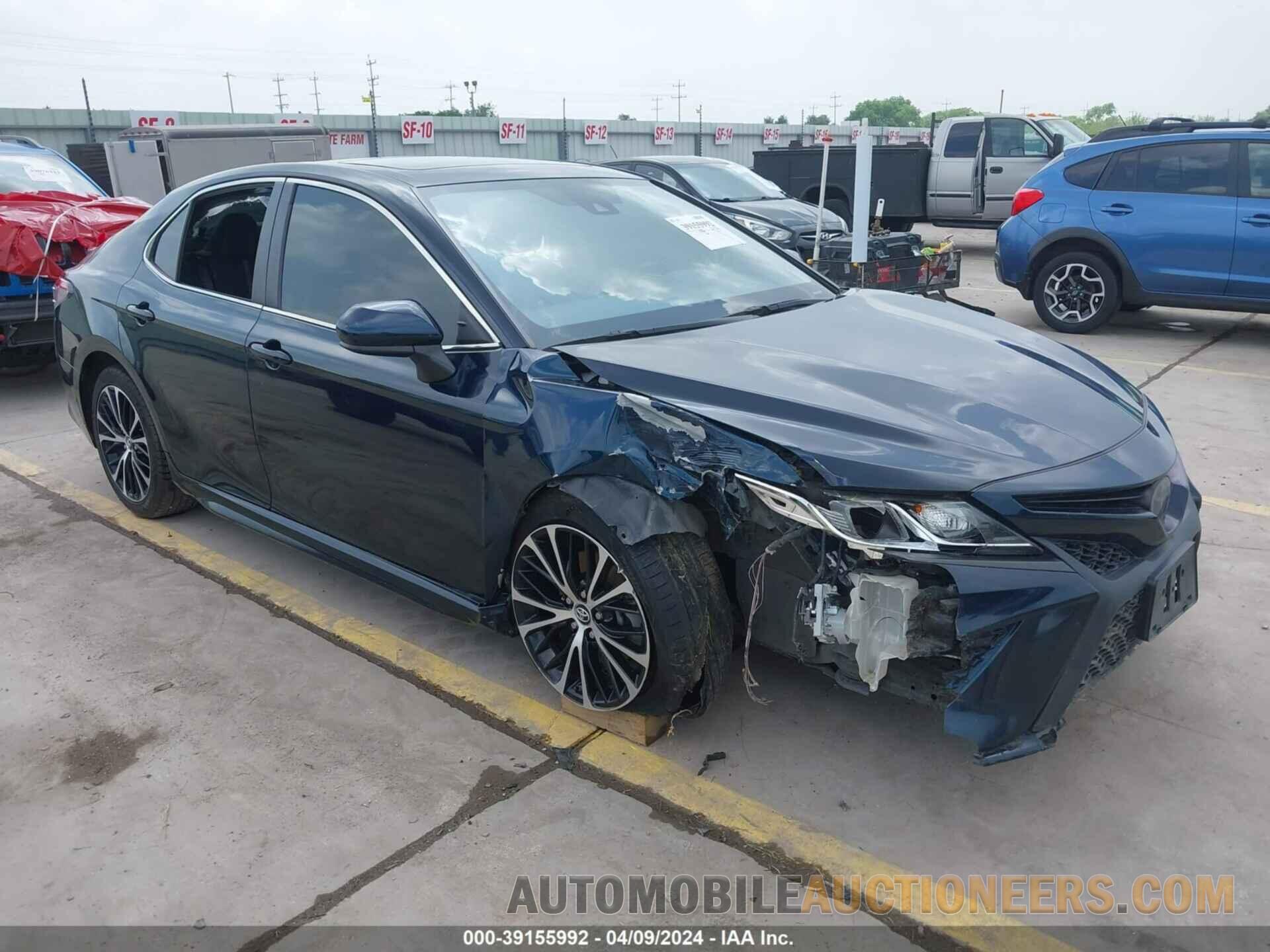 4T1B11HK1JU648924 TOYOTA CAMRY 2018