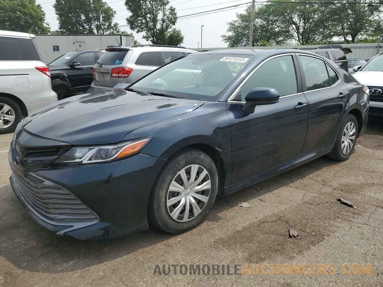 4T1B11HK1JU650964 TOYOTA CAMRY 2018