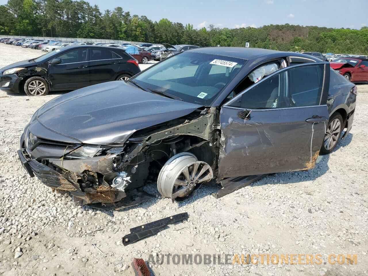 4T1B11HK1JU659776 TOYOTA CAMRY 2018