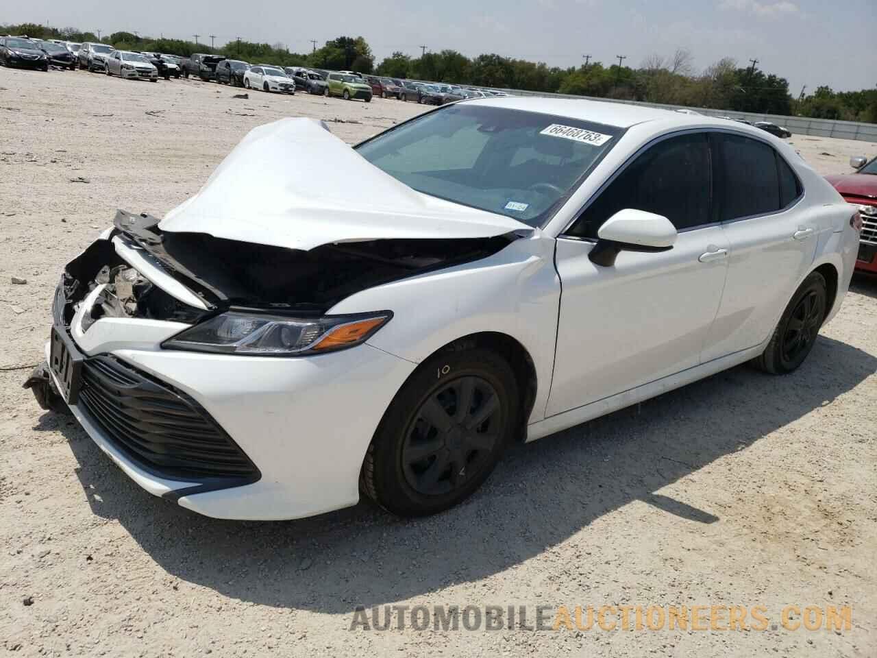 4T1B11HK1JU661432 TOYOTA CAMRY 2018