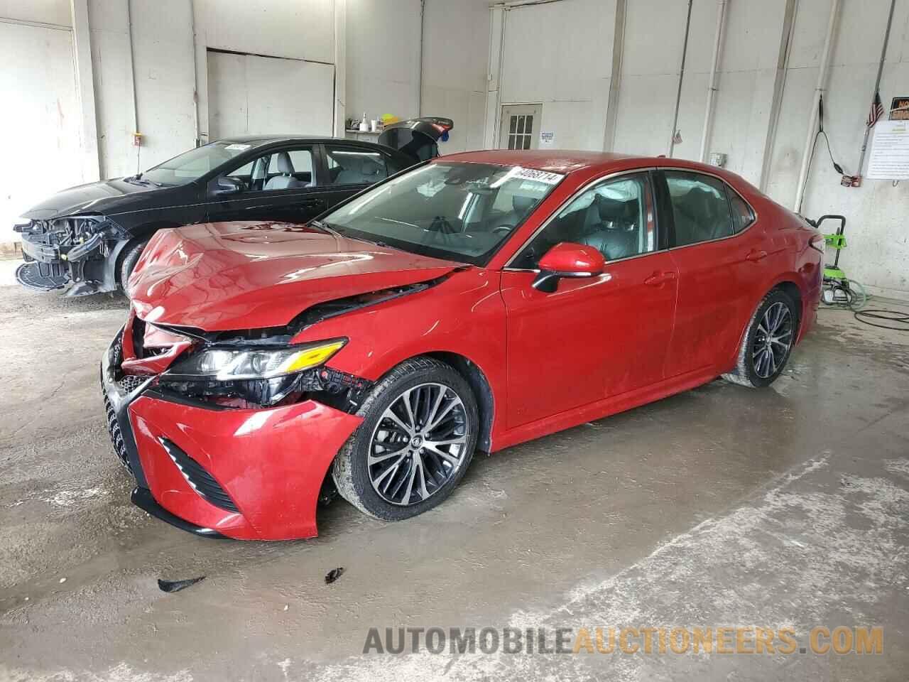 4T1B11HK1KU180338 TOYOTA CAMRY 2019