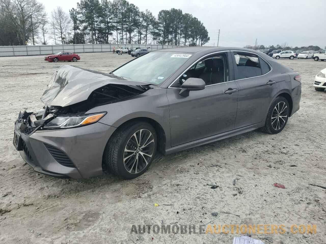 4T1B11HK1KU183644 TOYOTA CAMRY 2019