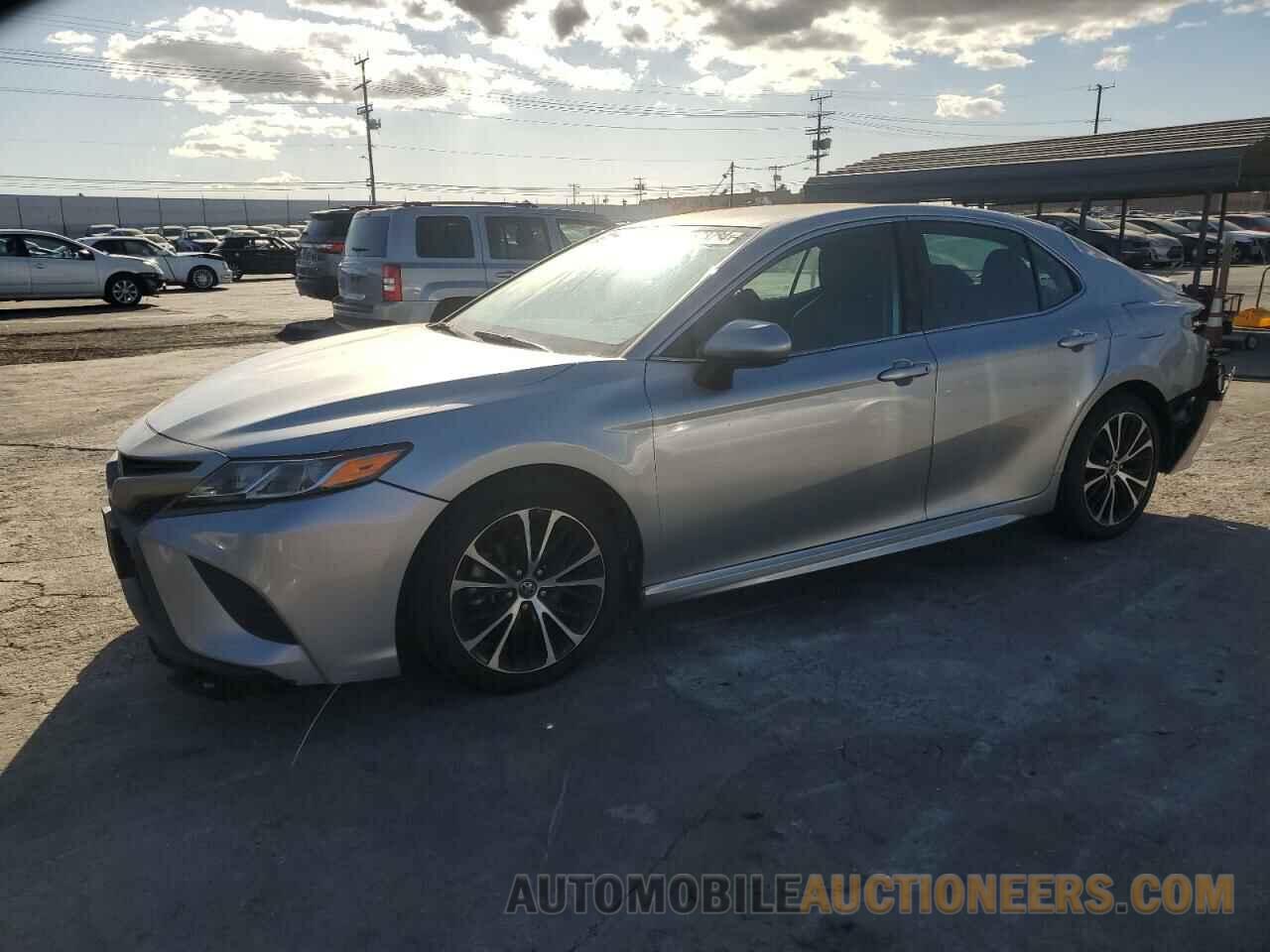 4T1B11HK1KU192179 TOYOTA CAMRY 2019