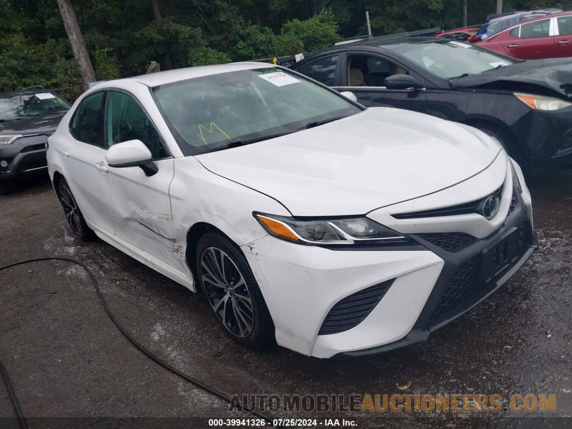 4T1B11HK1KU200233 TOYOTA CAMRY 2019