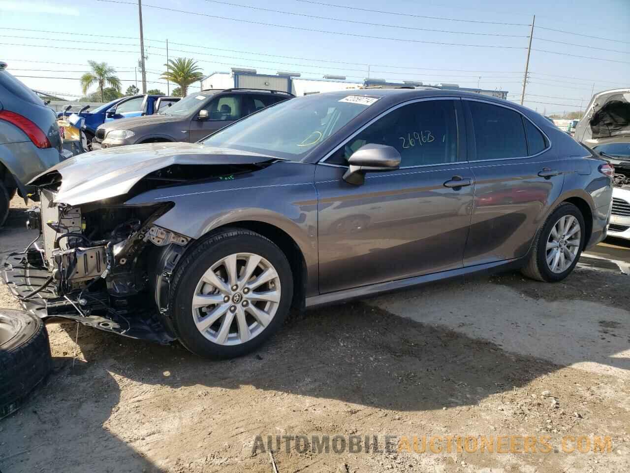 4T1B11HK1KU209577 TOYOTA CAMRY 2019