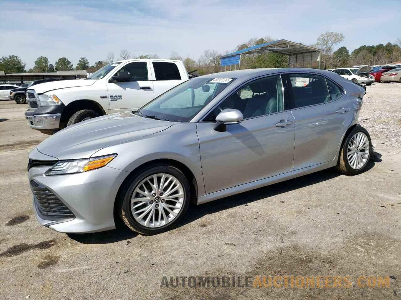 4T1B11HK1KU209689 TOYOTA CAMRY 2019